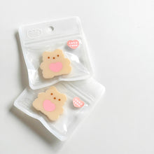 Load image into Gallery viewer, Cosy Bear Grip Tok