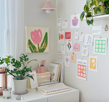 Load image into Gallery viewer, Tulip Three Set Poster