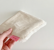 Load image into Gallery viewer, Fluffy Tea Coaster - PINK