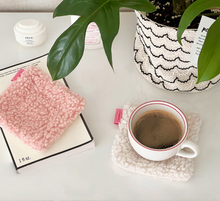 Load image into Gallery viewer, Fluffy Tea Coaster - IVORY
